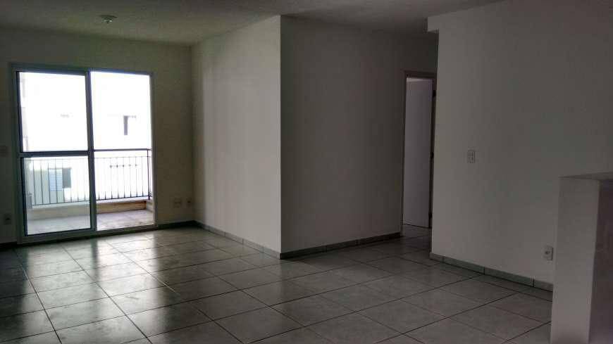 Apartamento à venda com 2 quartos, 68m² - Foto 7