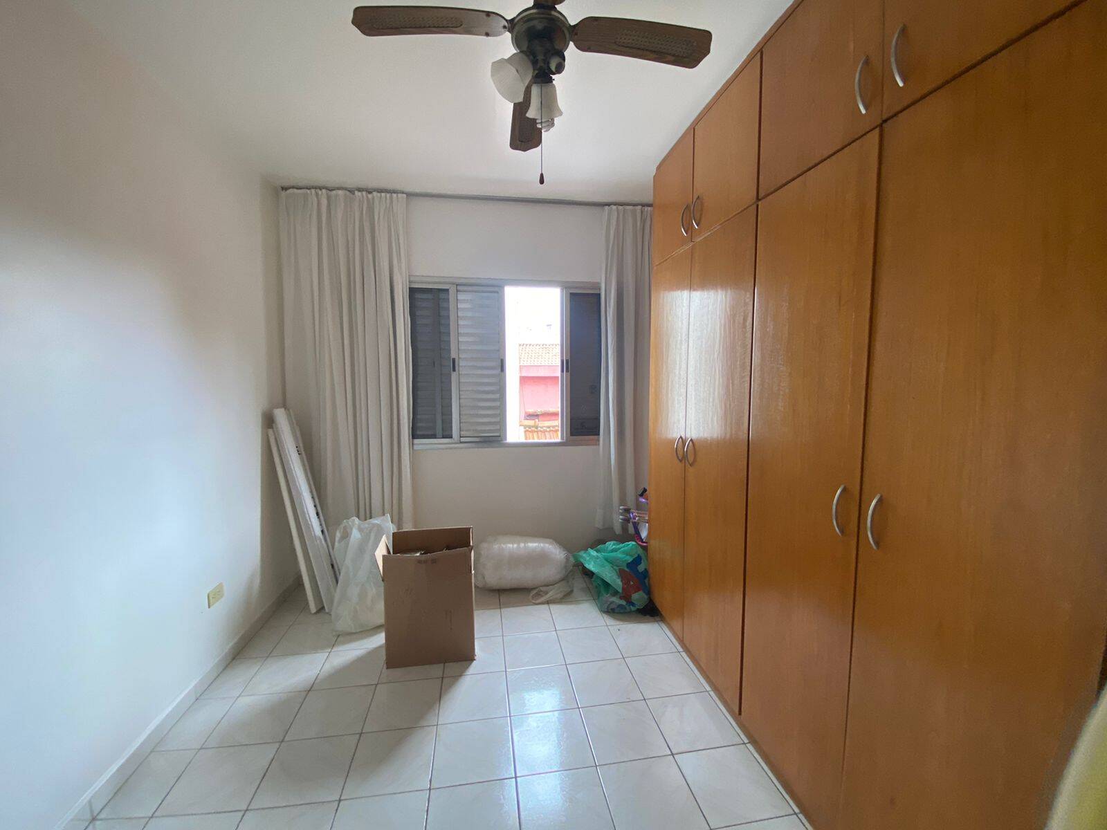 Sobrado à venda com 3 quartos, 200m² - Foto 2