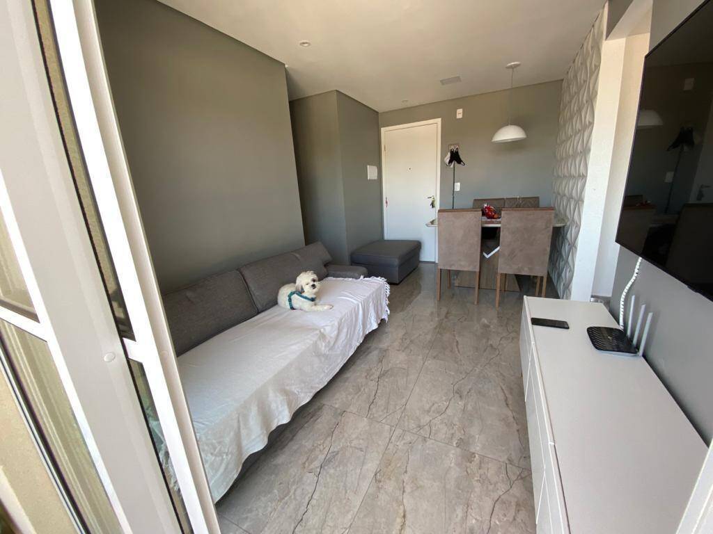 Apartamento à venda com 2 quartos, 46m² - Foto 2