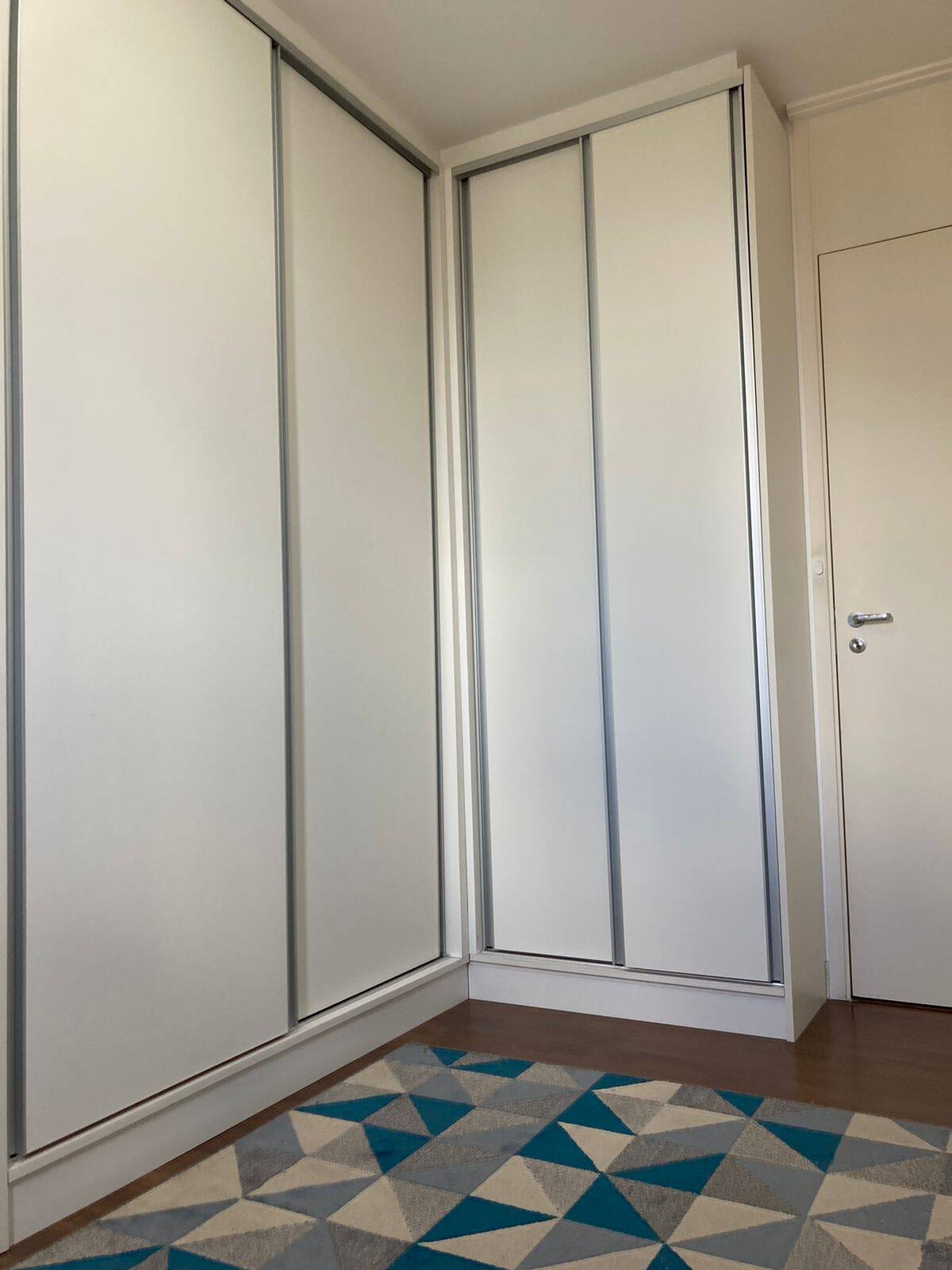 Apartamento à venda com 2 quartos, 64m² - Foto 21