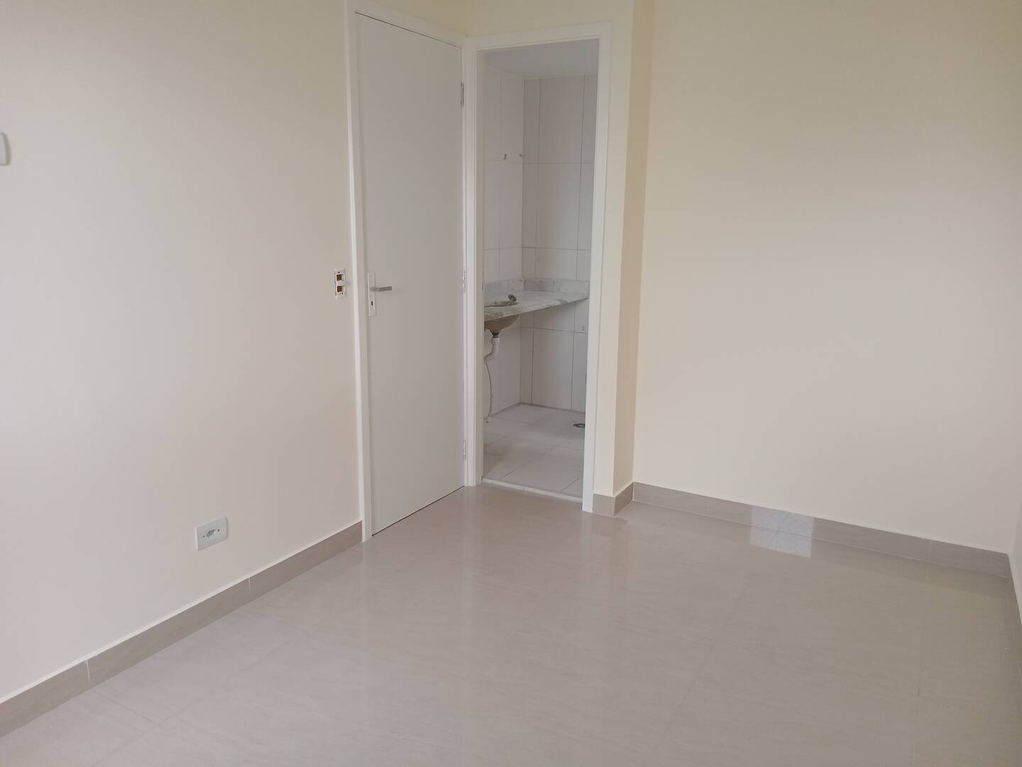 Apartamento à venda e aluguel com 2 quartos, 50m² - Foto 35